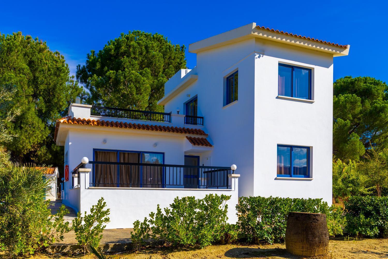 Villa Charoula Ena *